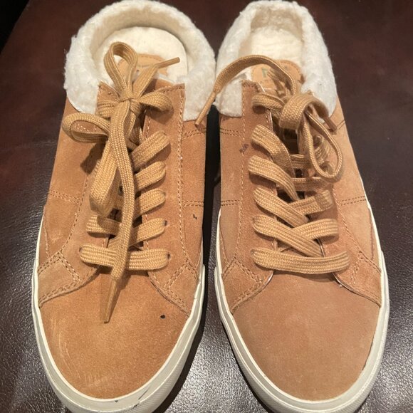 NWOT Marc Fisher LTD Miranda Slip-On Sneaker in Natural Leather, Size 7-8 - Picture 8 of 8